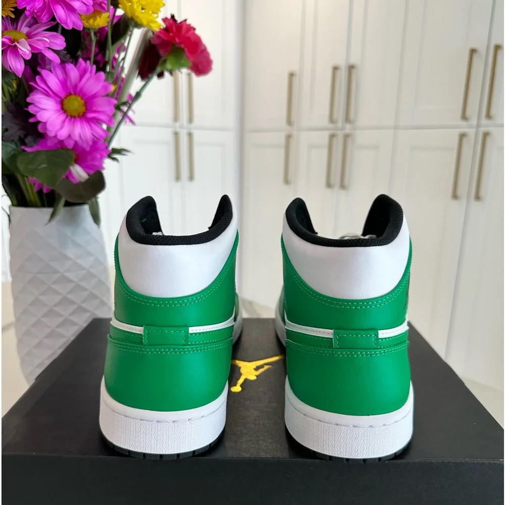 Air Jordan 1 Mid- Lucky Green